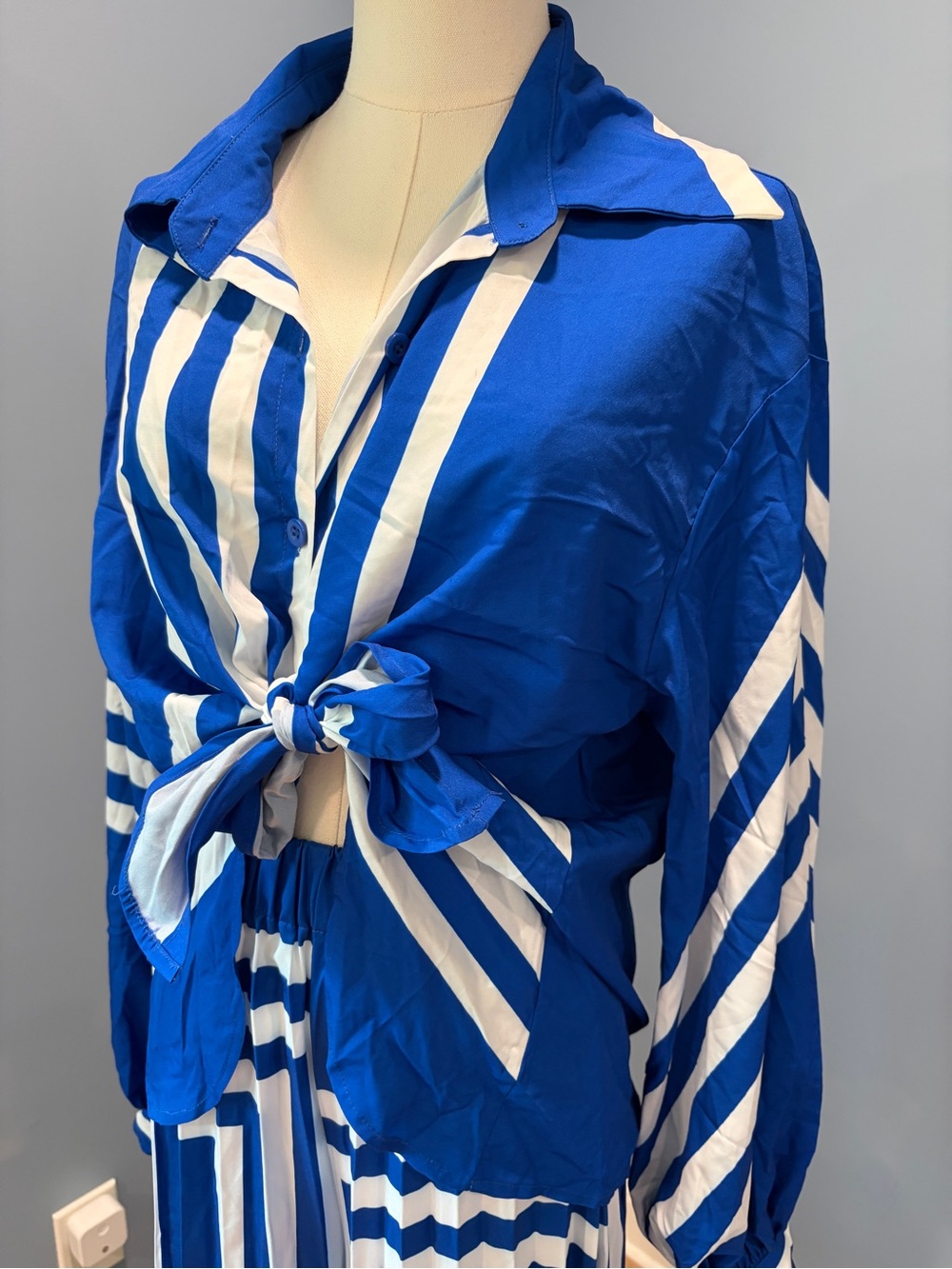 Commense Blue & White Geometric Matching Set NWT Medium - Picture 3 of 12